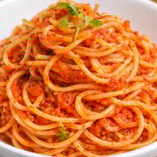 Spaghetti With Tomato Sauce